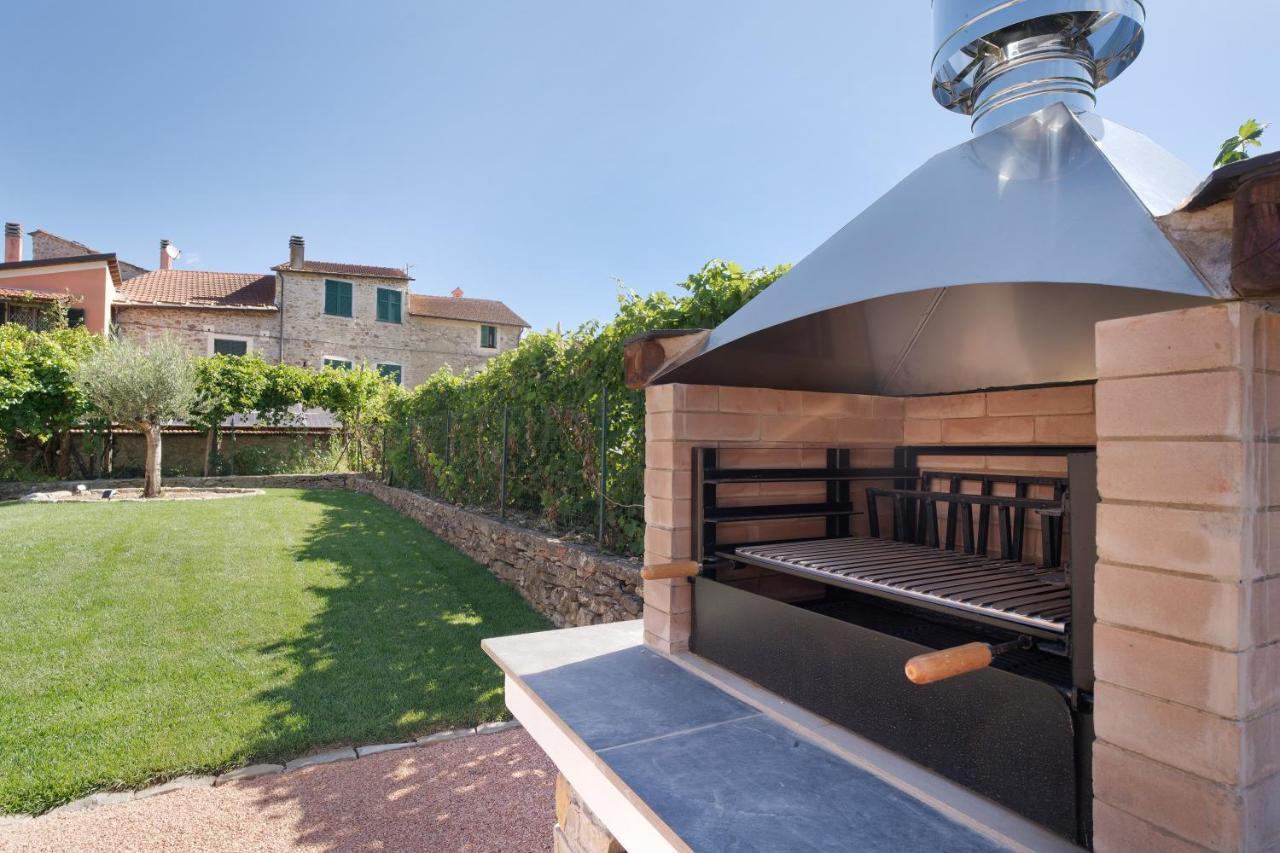 Agriturismo Il Borgo - Lavanda วิลลาโนวา ดัลเบงกา ภายนอก รูปภาพ